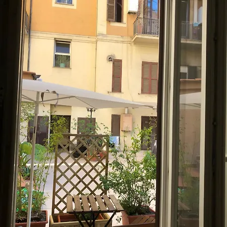 La Casa Nel Cortile Appartement *